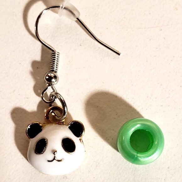 Handmade Metallic Green Panda Bracelet and Earring Set - Picture 5 of 6